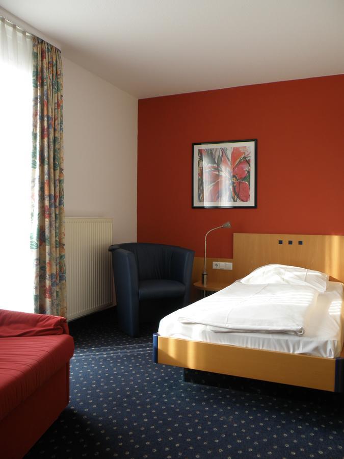 Landhotel Gasthof Krone Kupferzell Exteriör bild