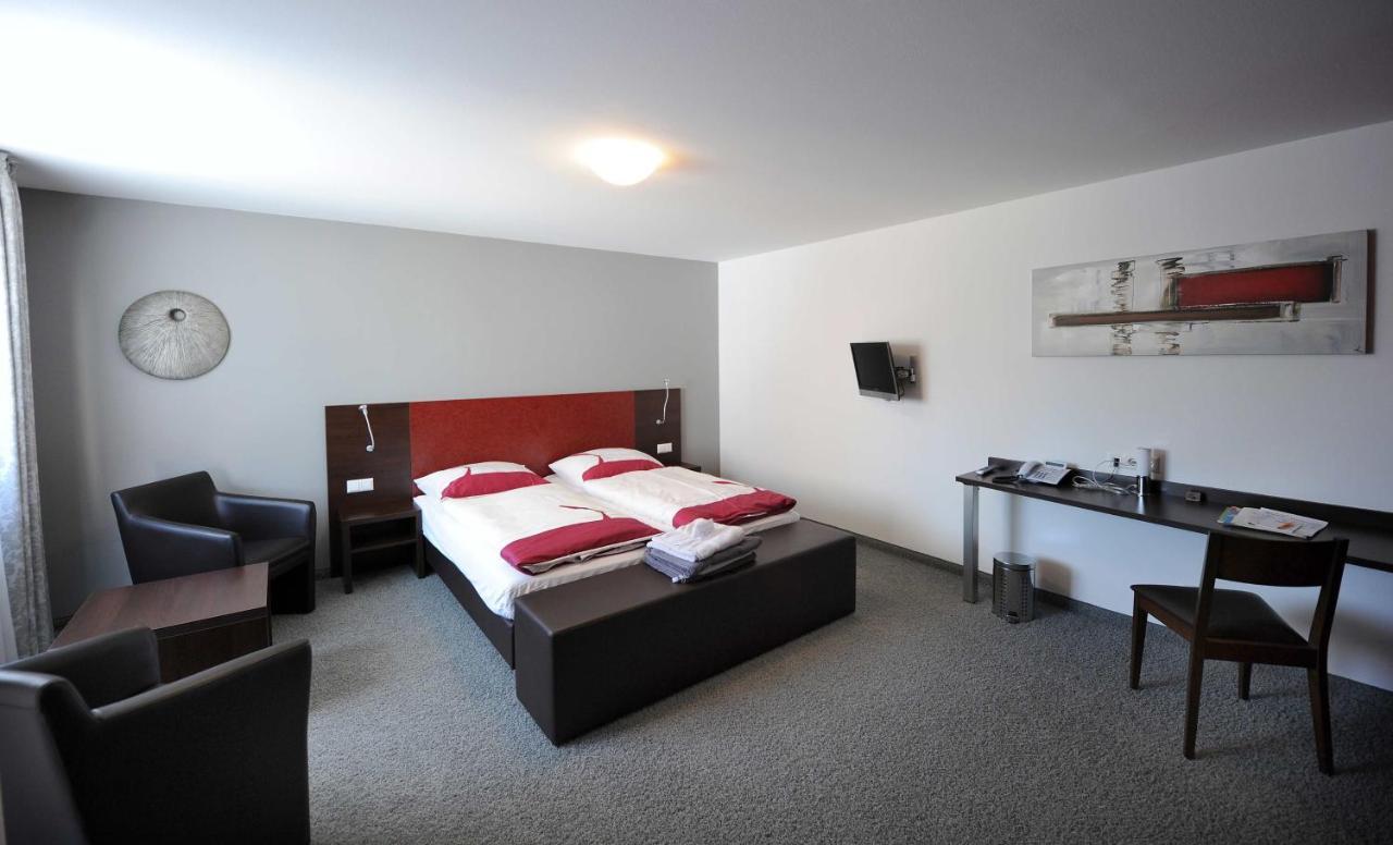 Landhotel Gasthof Krone Kupferzell Exteriör bild